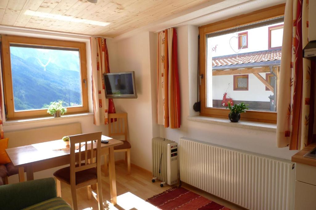 Single Apartment Martlerhof Tux Room photo